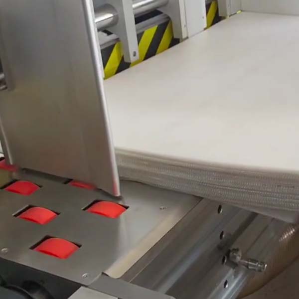 前緣送紙 送E瓦軟中空板 運行視頻